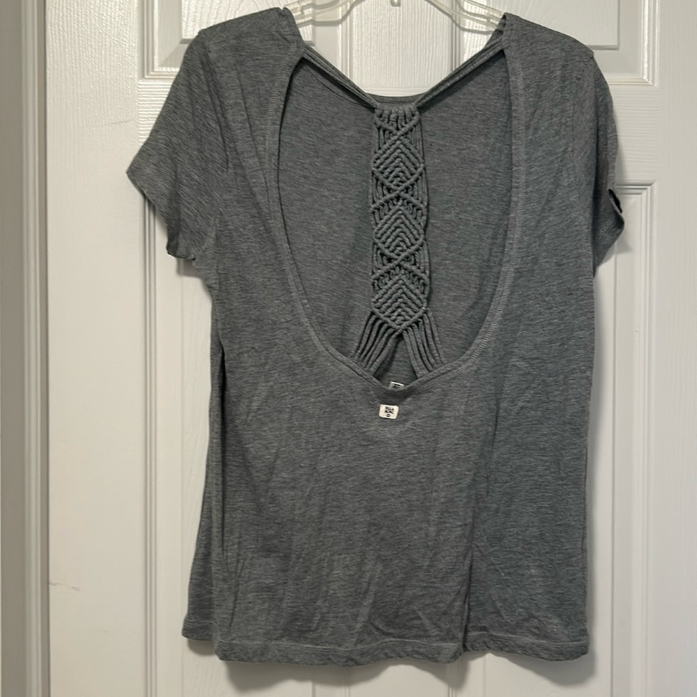 Billabong Gray Short Sleeve Tee with Macramé Back
